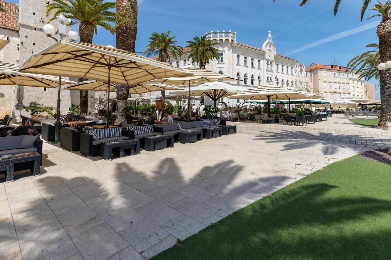 Trogir Beach Rooms & Apartments